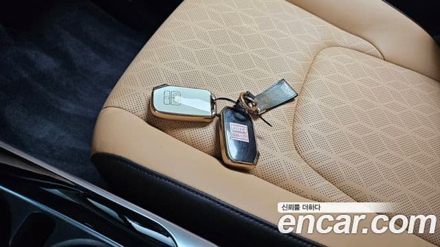 Kia Carnival 2023 — Фото 15/20