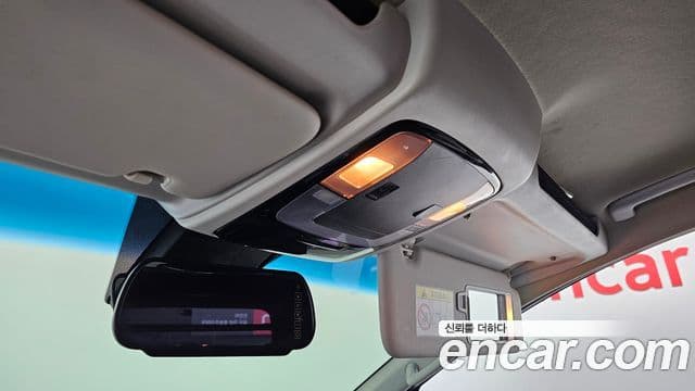 Hyundai Staria 2021 — ფოტო 15/20