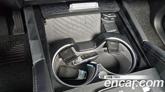 Mercedes-Benz GLE-Class 2024 — фото 20 из 20