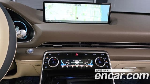 Genesis GV80 2022 — ფოტო 18/20