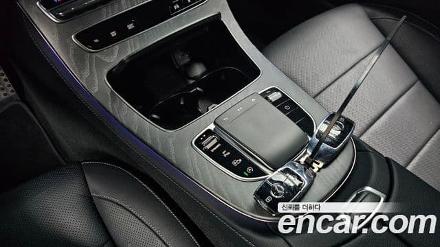 Mercedes-Benz E-Class 2022 — Şəkil 8/20