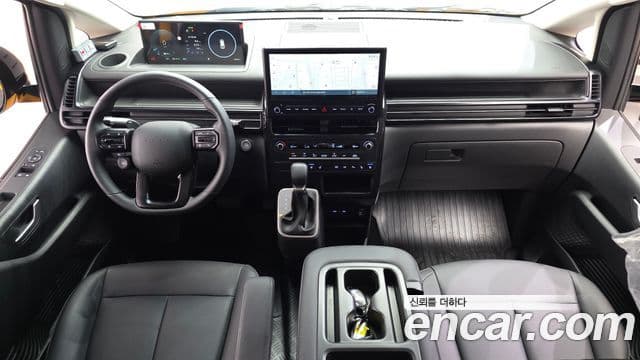 Hyundai Staria 2026 — фото 7 из 20