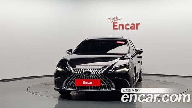 Lexus ES300h 2025 — Şəkil 3/20