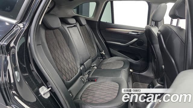 BMW X1 2021 — фото 12 из 20