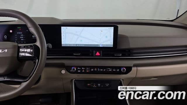 Kia Carnival 2025 — фото 14 из 20