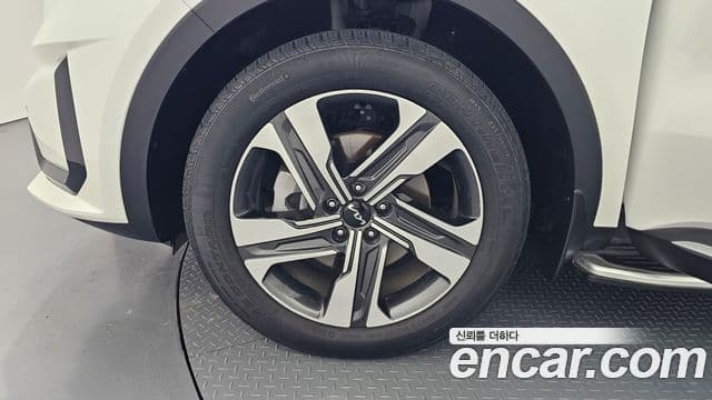 Kia Sorento 2023 — фото 4 из 20