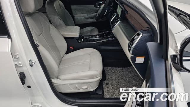 Kia Sorento 2023 — фото 10 из 20
