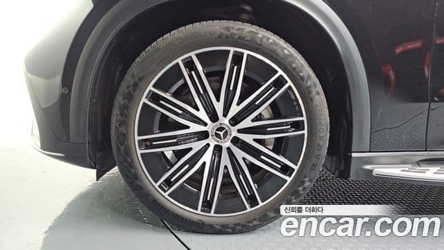 Mercedes-Benz EQE SUV 2023 — ფოტო 21/33
