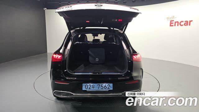 Mercedes-Benz EQE SUV 2023 — ფოტო 26/33