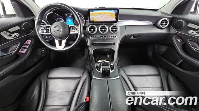 Mercedes-Benz C-Class 2019 — ფოტო 6/20