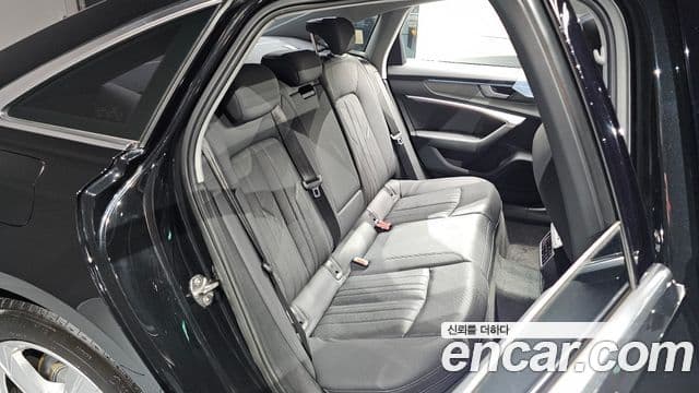 Audi A6 2020 — ფოტო 10/20