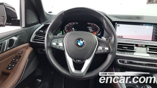 BMW X5 2019 — Фото 13/20