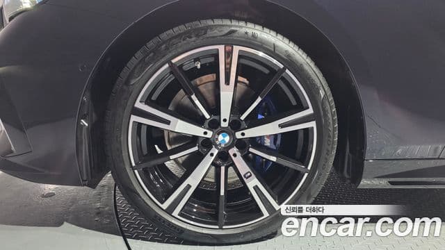BMW 5 Series 2025 — фото 4 из 20