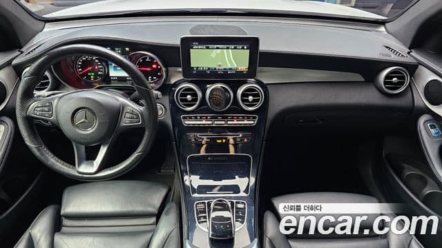 Mercedes-Benz GLC-Class 2018 — Şəkil 7/20