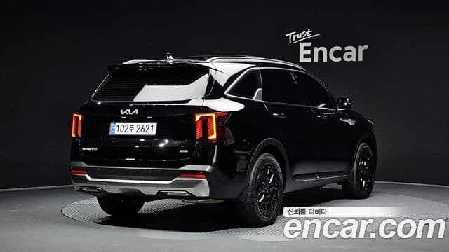 Kia Sorento 2023 — Фото 2/20