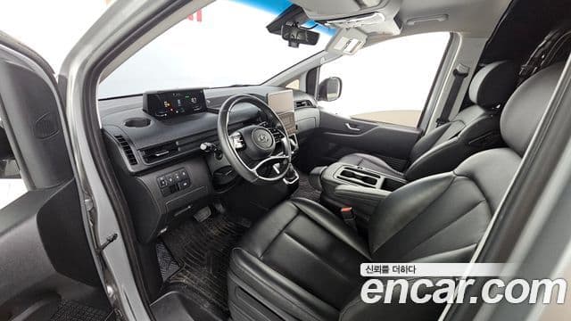 Hyundai Staria 2022 — Фото 7/20