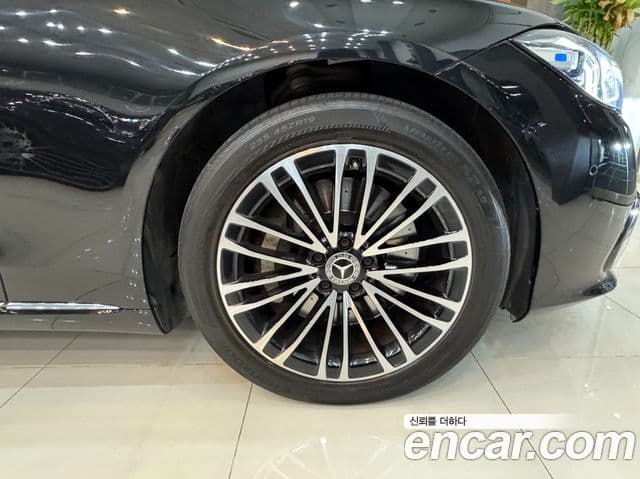 Mercedes-Benz S-Class 2021 — фото 4 из 20