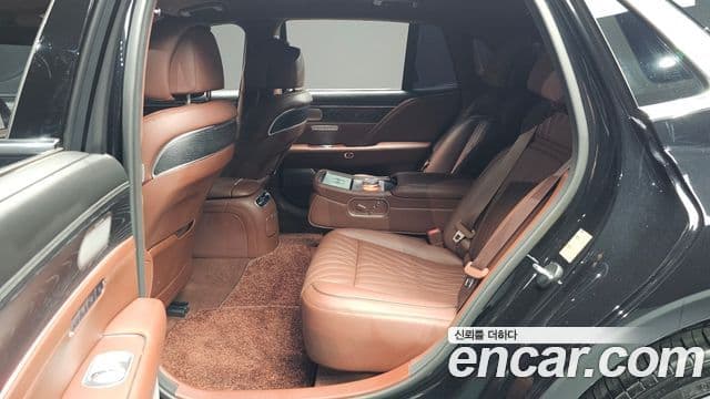 Genesis G90 2023 — ფოტო 12/20