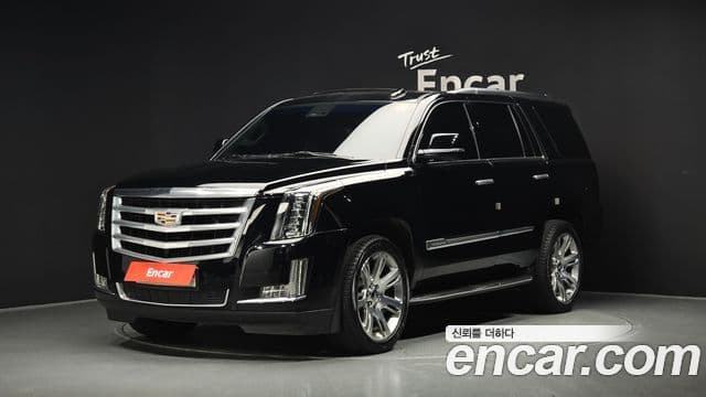 Cadillac Escalade 2018 — Şəkil 1/20
