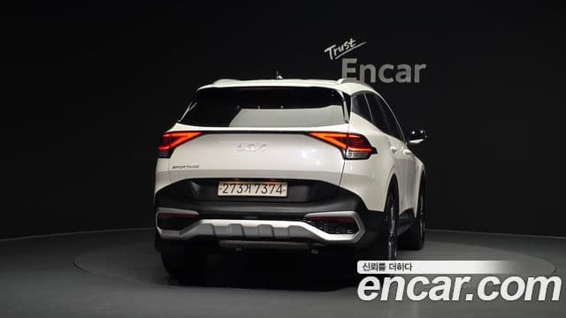 Kia Sportage 2021 — ფოტო 4/20