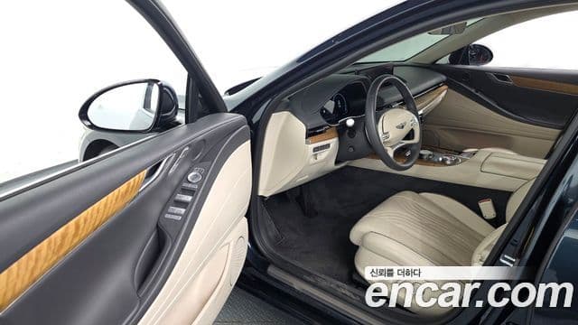 Genesis Electrified G80 2023 — фото 10 из 20