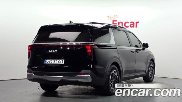 Kia Carnival 2024 — Фото 2/20