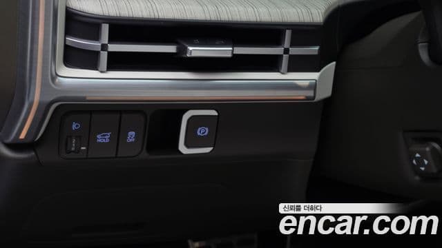 Hyundai Santa Fe 2024 — ფოტო 18/20