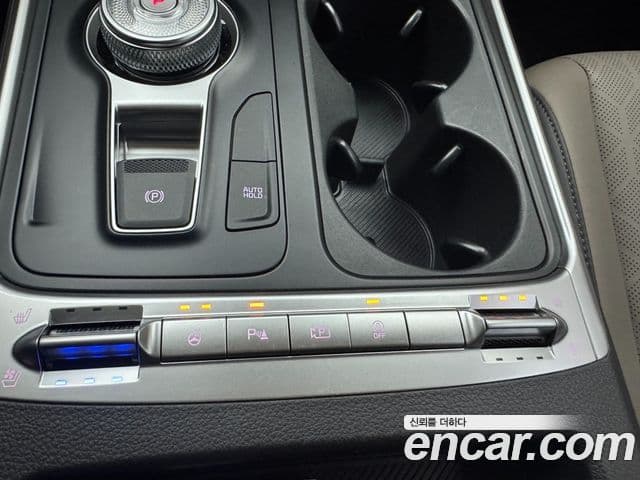 Kia Carnival 2025 — Şəkil 11/20