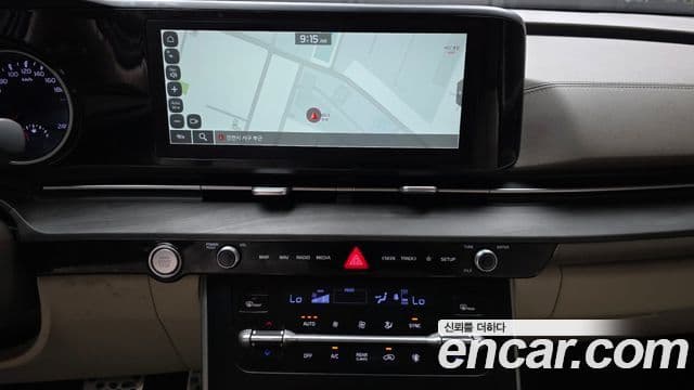 Kia Carnival 2022 — фото 14 из 20