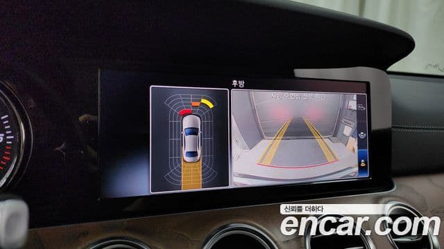 Mercedes-Benz E-Class 2019 — фото 15 из 20