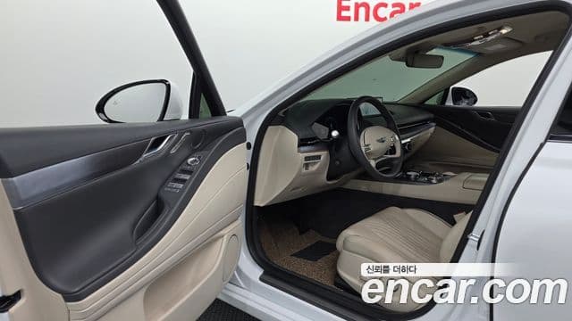 Genesis Electrified G80 2023 — Şəkil 10/20