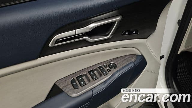 Kia Sportage 2023 — Фото 16/20