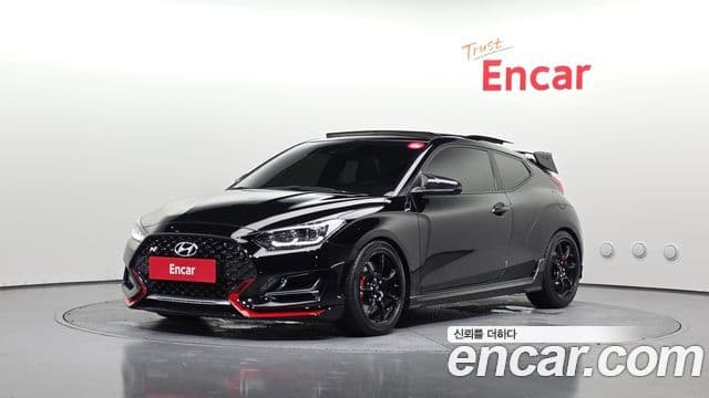 Hyundai Veloster 2021 — ფოტო 1/20