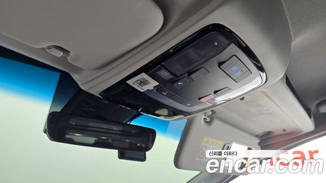 Hyundai Staria 2023 — фото 20 из 20