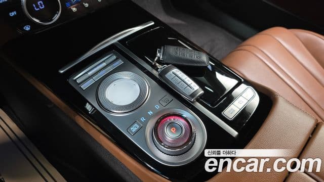 Genesis Electrified G80 2020 — ფოტო 7/20