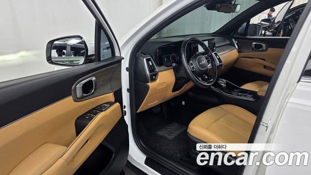 Kia Sorento 2023 — фото 10 из 20