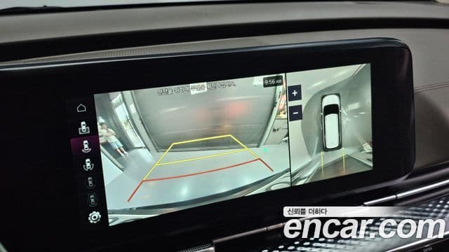 Kia Carnival 2022 — ფოტო 16/20