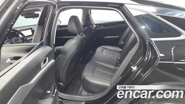 Kia K5 2023 — ფოტო 11/20