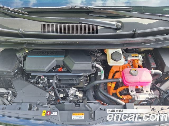 Hyundai Staria 2025 — ფოტო 18/20