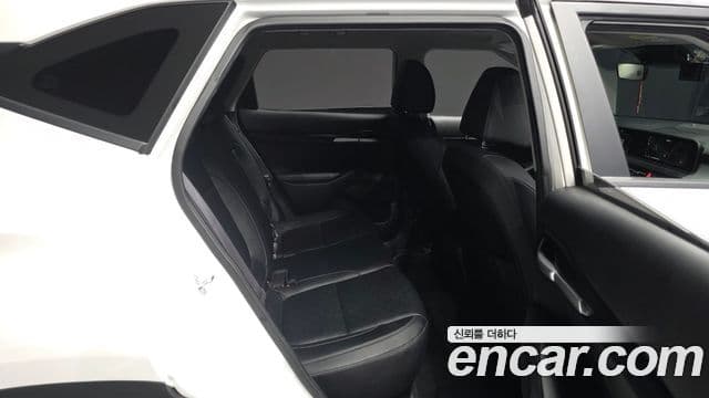 Kia Seltos 2024 — Şəkil 12/20