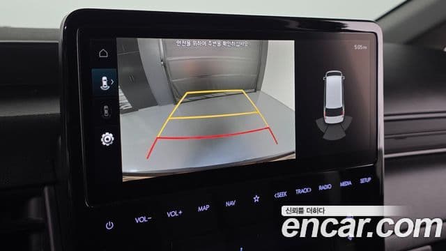 Hyundai Staria 2023 — фото 14 из 20