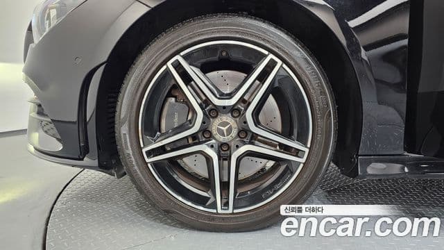 Mercedes-Benz CLA-Class 2020 — фото 4 из 20