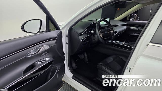 Genesis GV70 2021 — ფოტო 10/20