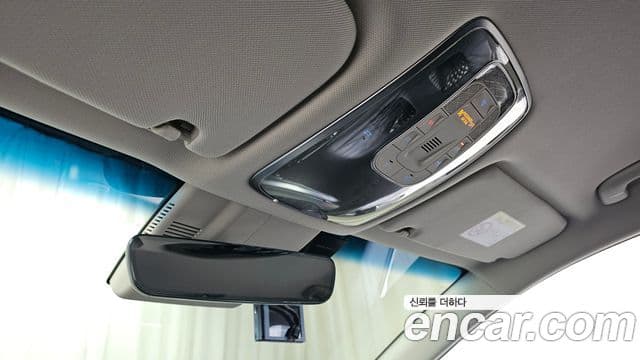 Genesis Electrified G80 2020 — ფოტო 17/20