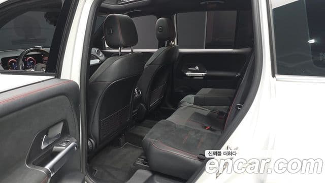 Mercedes-Benz GLB-Class 2022 — Şəkil 11/20