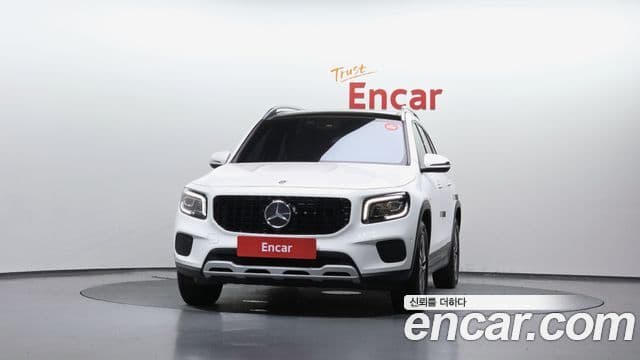 Mercedes-Benz GLB-Class 2021 — Şəkil 3/20