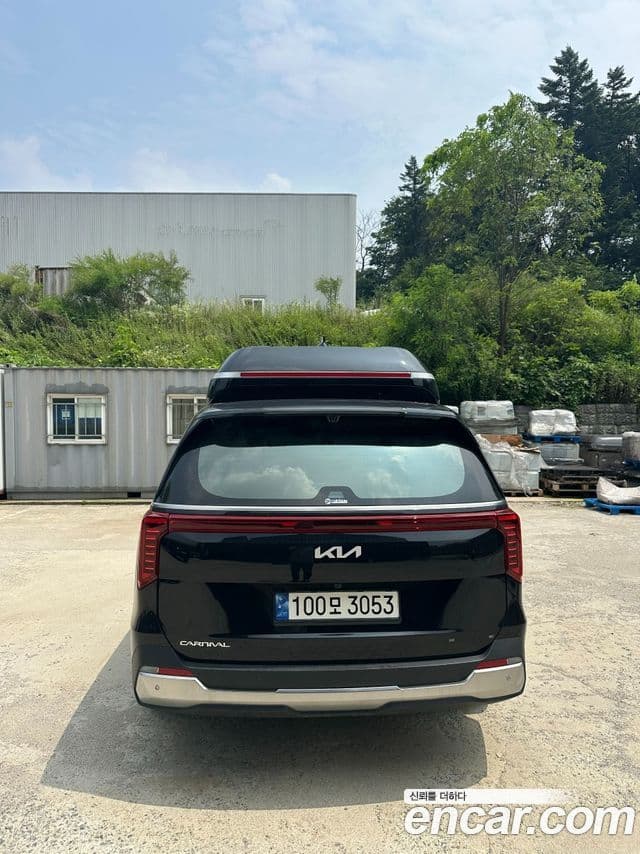 Kia Carnival 2023 — Şəkil 3/12