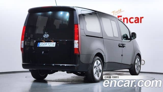 Hyundai Staria, 2025