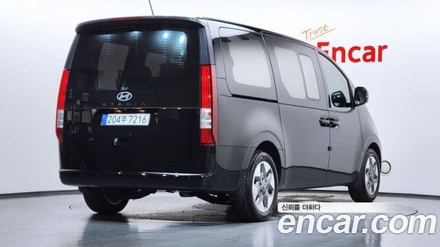 Hyundai Staria 2025 — Şəkil 1/20