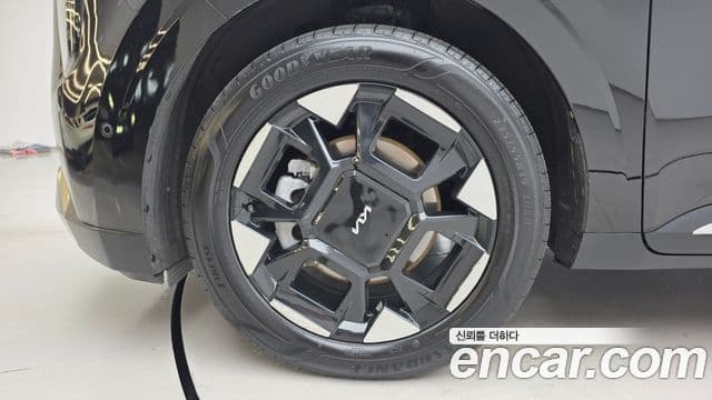 Kia Carnival 2024 — Şəkil 5/20